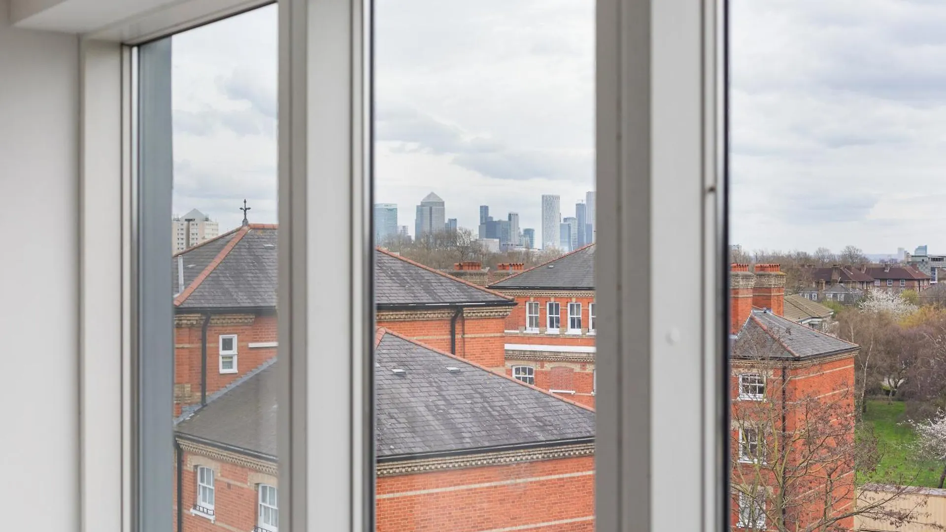 Lift & Free Parking, Modern 1 Bed Flat In Shoreditch Next To Train Station London United Kingdom