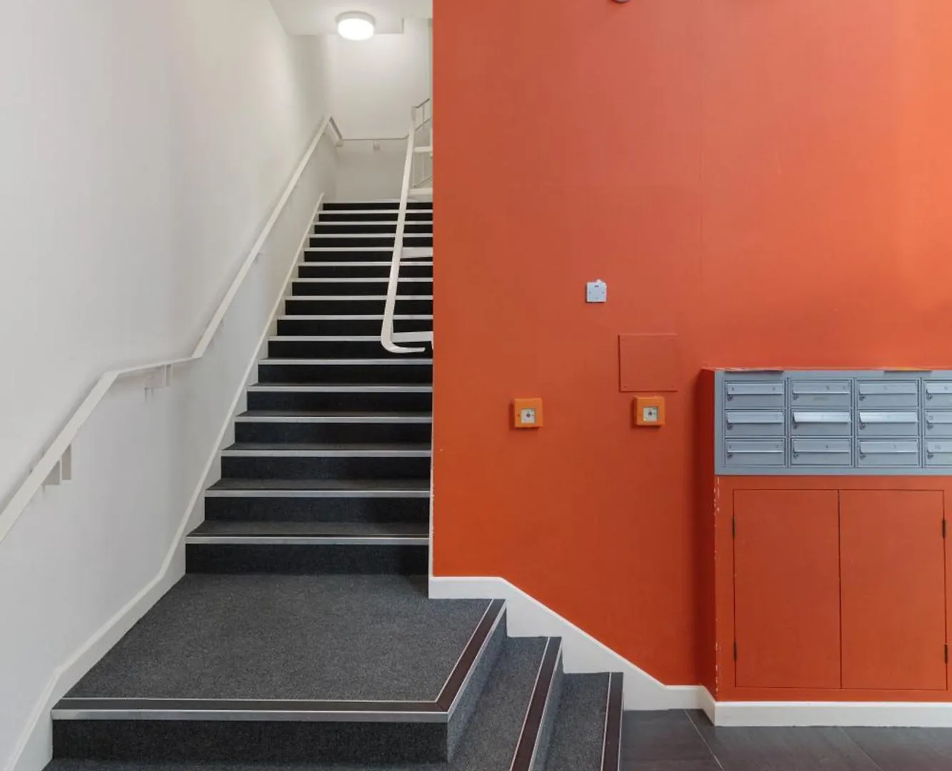 Lift & Free Parking, Modern 1 Bed Flat In Shoreditch Next To Train Station London Apartment